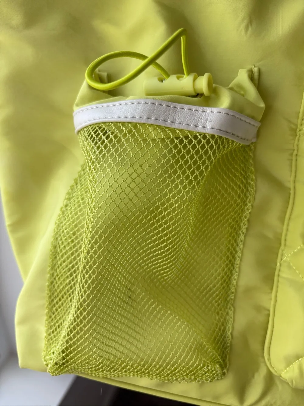 Steve Madden Bright yellow full Zip Tote or travel bag